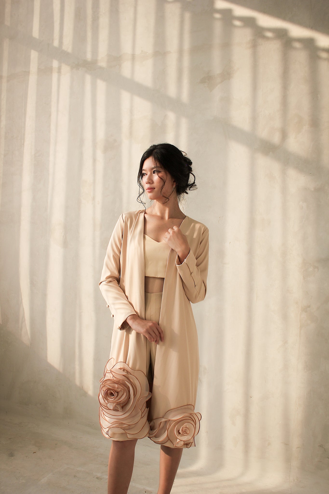 MAJESTA Outer (beige)