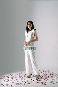 AURA Vest (white)